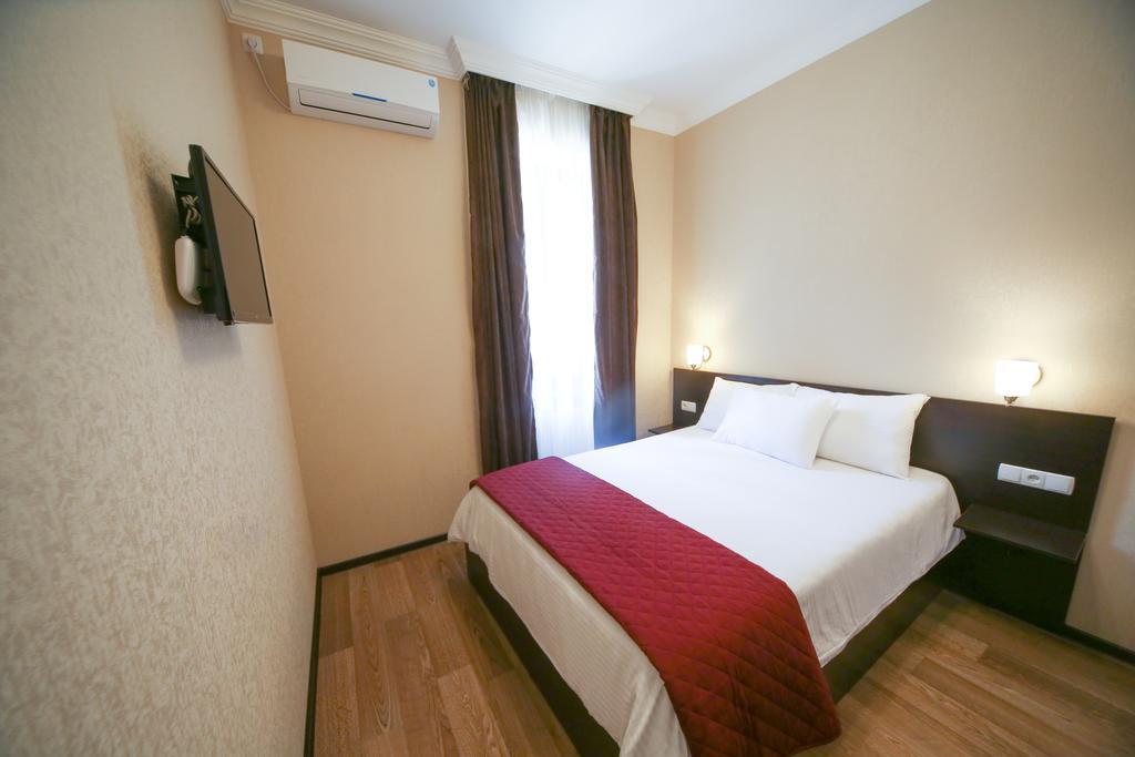 Four Seasons Borjomi Hotel Exterior foto